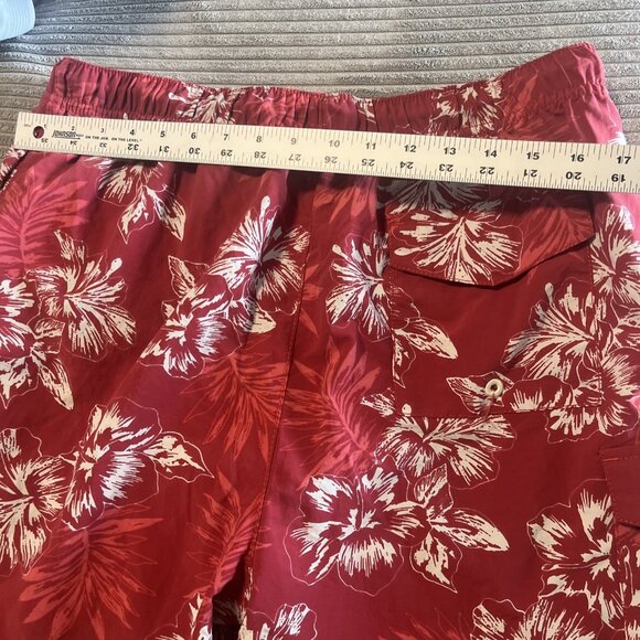 Tommy Bahama Naples Oasis Blooms Cherry Red tropical swim trunks Large UPF30 - Picture 9 of 10